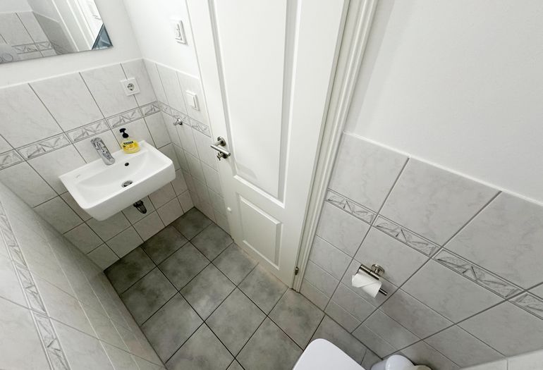 Villa Annika Whg. 06 - Gäste WC Villa Annika Whg. 06 - Gäste WC