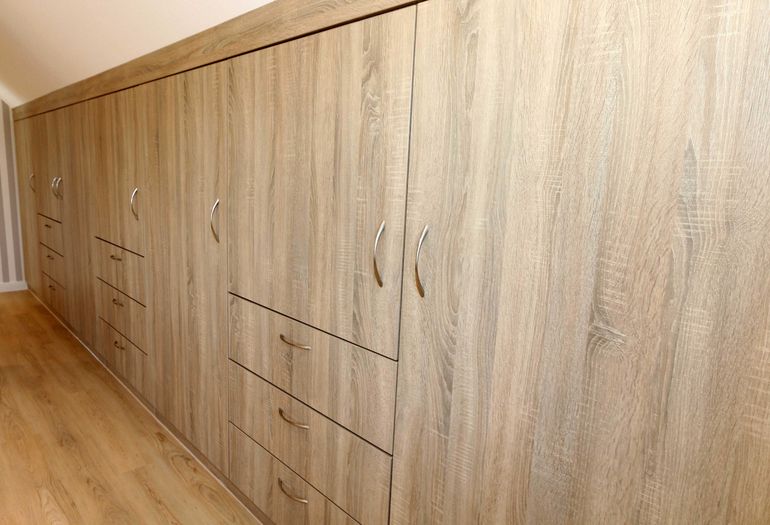 Kleiderschrank im 2. Schlafzimmer Kleiderschrank im 2. Schlafzimmer