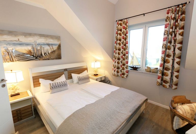 2. Schlafzimmer