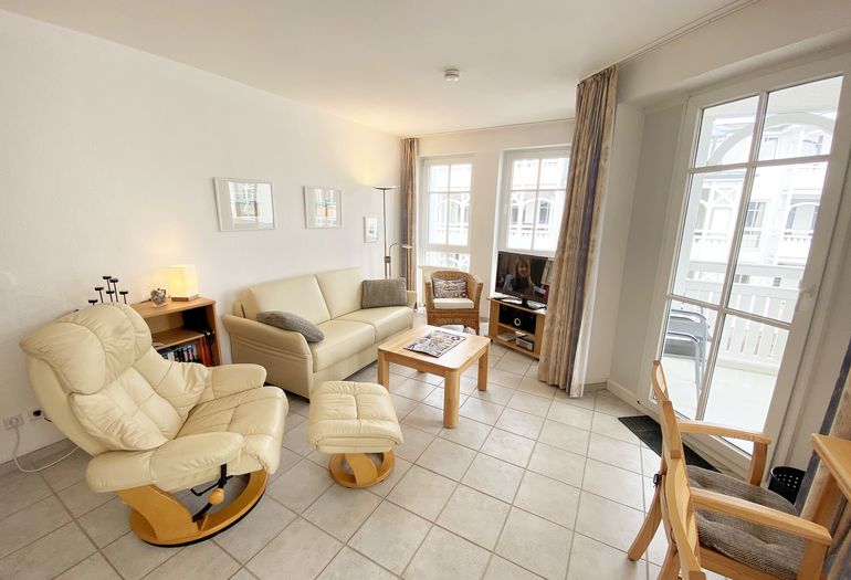 Wohnzimmer mit Relax Sessel