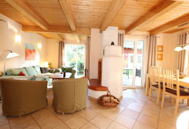 Wohn- und Essbereich Wohn- und Essbereich