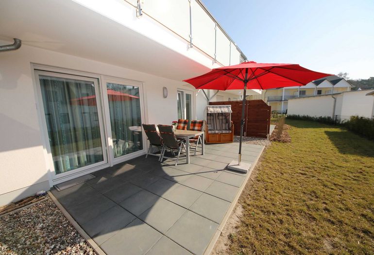 Terrasse mit Blick ins Grüne
