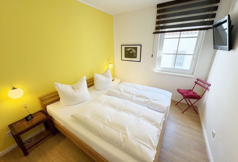 Schlafzimmer mit Doppelbett Schlafzimmer mit Doppelbett