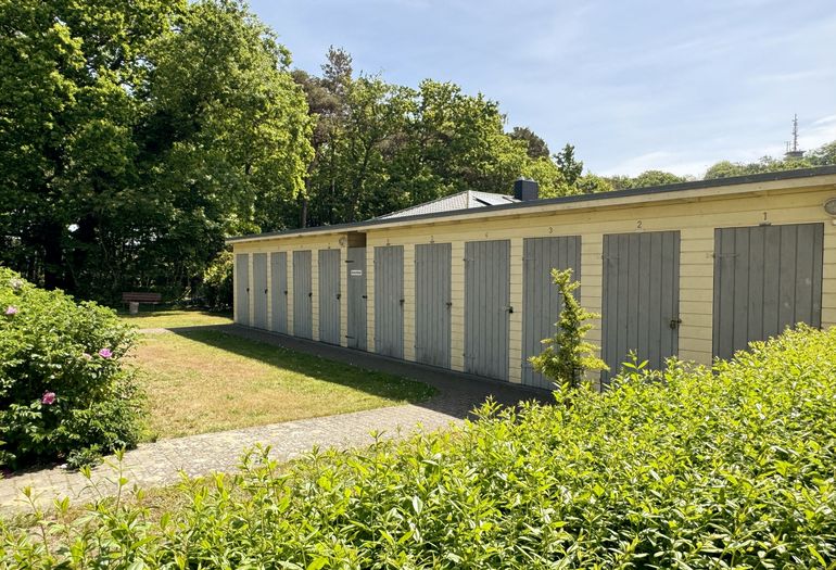 Fahrrad bzw. Abstellschuppen für jede Wohnung