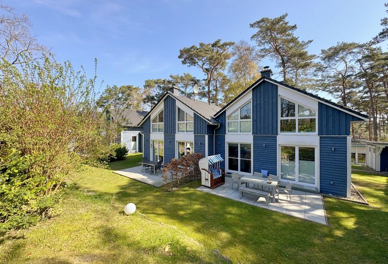 Ferienhaus Traumland (linke Haushälfte)