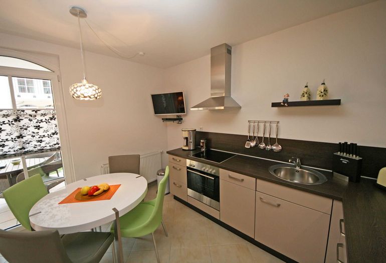 Haus Meeresblick Baabe - A 1.26 Seegeflüster mit Terrasse Haus Meeresblick Baabe - A 1.26 Seegeflüster mit Terrasse
