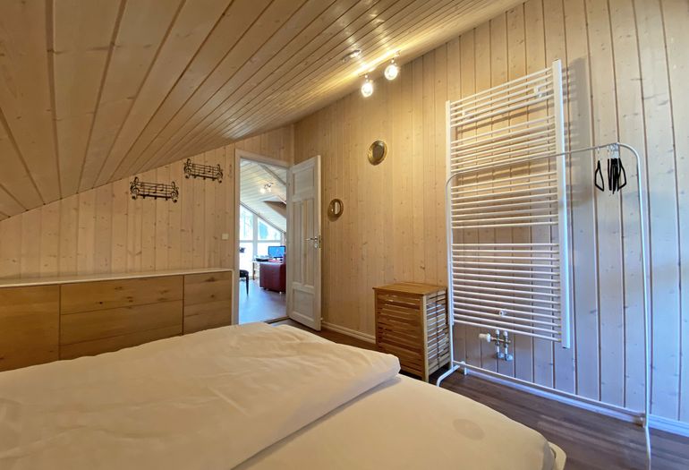 3. Schlafzimmer mit Doppelbett