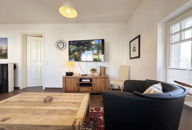 gemütlicher Wohnbereich mit Smart-TV gemütlicher Wohnbereich mit Smart-TV