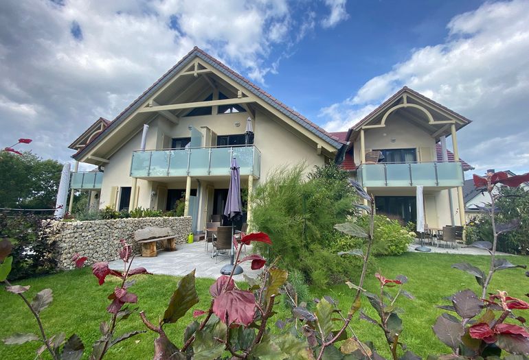 Haus Sterntaucher mit Blick vom Garten Haus Sterntaucher mit Blick vom Garten