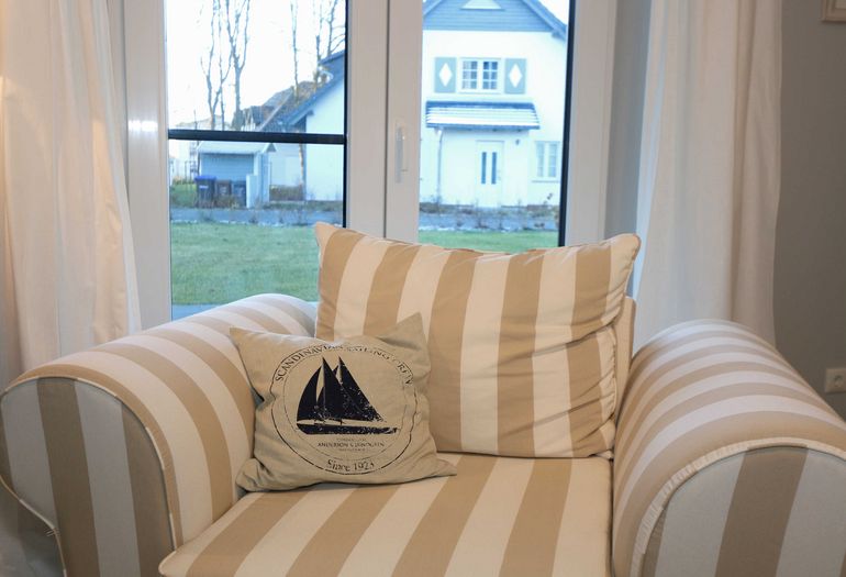 großer Sessel im Wohnbereich großer Sessel im Wohnbereich