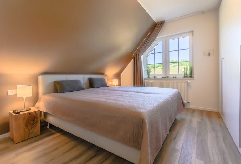 zweites Schlafzimmer mit Doppelbett