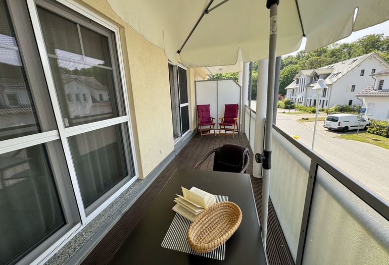 Gemütliche Bestuhlung lädt zum Verweilen ein Gemütliche Bestuhlung lädt zum Verweilen ein