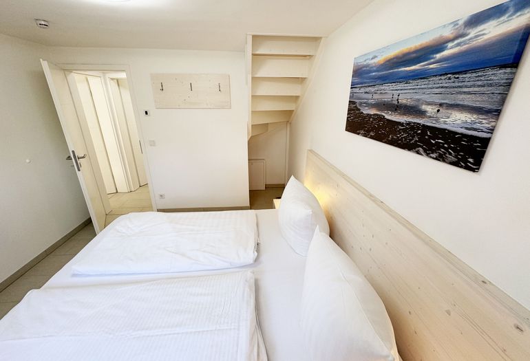 3.Schlafzimmer mit Doppelbett