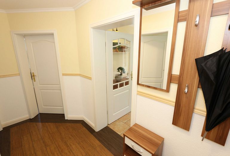 Flur mit Garderobe Flur mit Garderobe