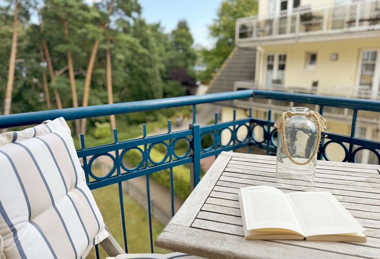 Kurparkresidenz Baabe - in Ruhe die Natur genießen Kurparkresidenz Baabe - in Ruhe die Natur genießen