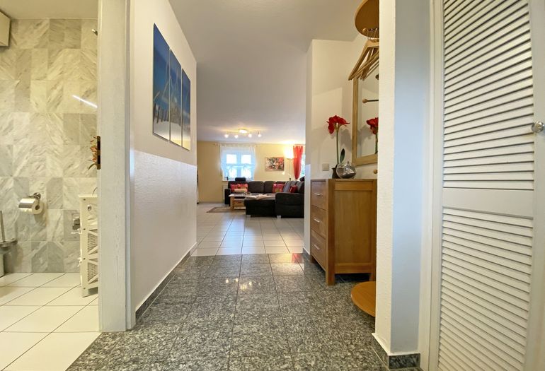 Flurbereich mit Garderobe