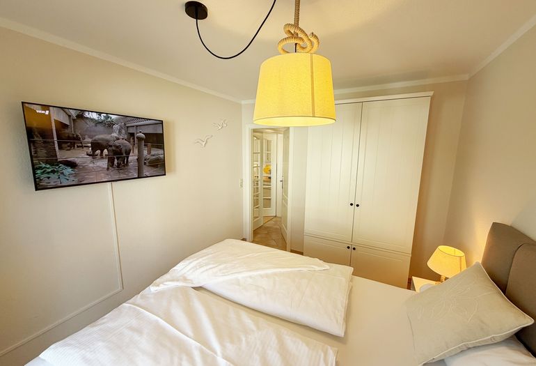 1. Schlafzimmer