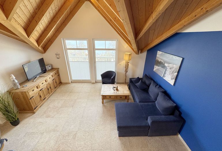 Wohnbereich mit Smart-TV