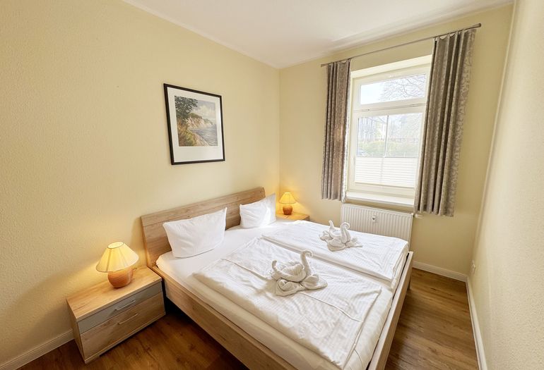 Schlafzimmer mit Doppelbett Schlafzimmer mit Doppelbett