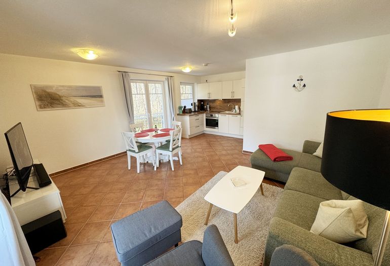 Wohnzimmer der hellen und freundlichen Wohnung Wohnzimmer der hellen und freundlichen Wohnung