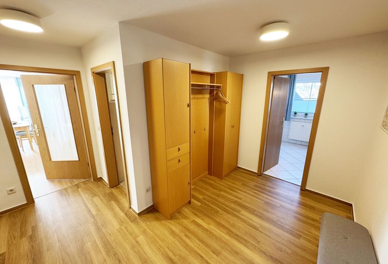 Flurbereich mit Garderobe Flurbereich mit Garderobe