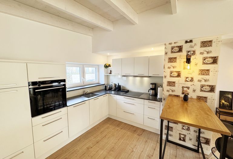 Küchenzeile mit Geschirrspüler Küchenzeile mit Geschirrspüler