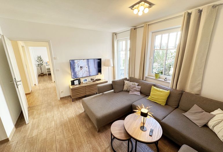 Blick in das gemütliche Wohnzimmer