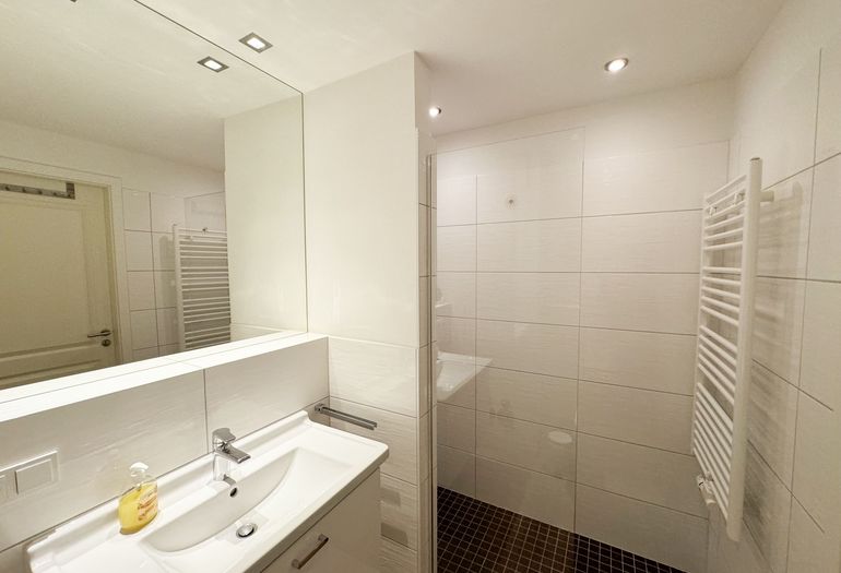 innenliegendes Badezimmer