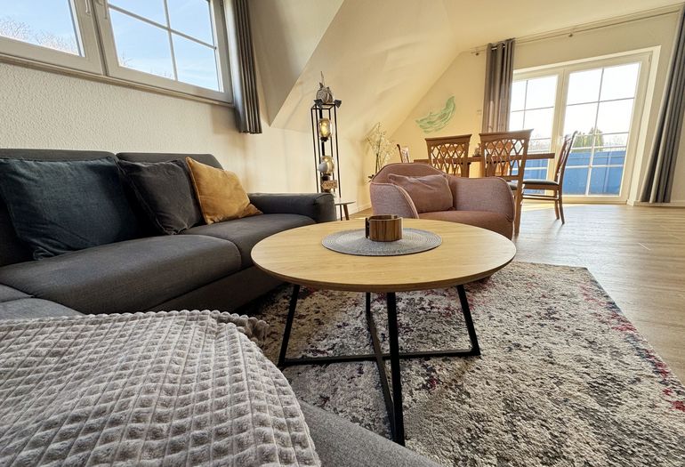 Couch und TV der Ferienwohnung Couch und TV der Ferienwohnung