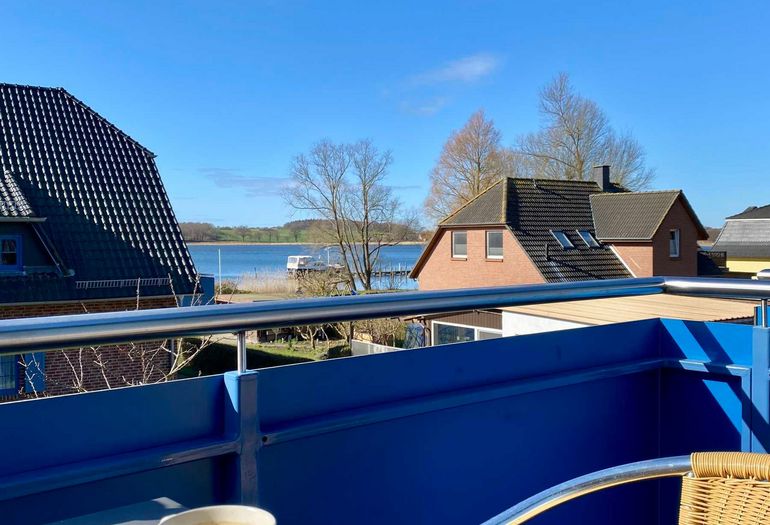 Balkon mit Seeblick