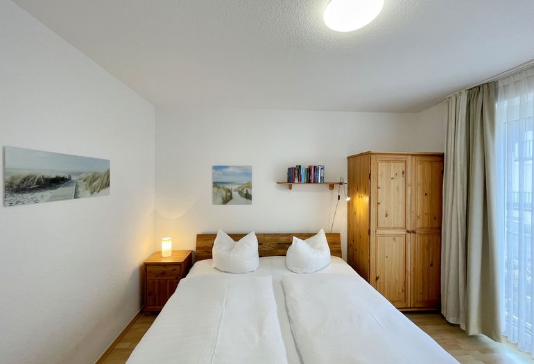 Schlafzimmer mit Doppelbett Schlafzimmer mit Doppelbett
