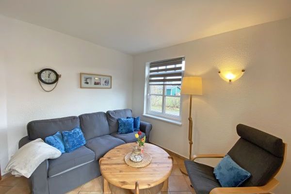 Haus Rügenwind Whg. 02 Erdgeschoss mit Terrasse