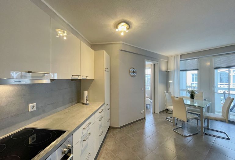 helle Küchenzeile helle Küchenzeile