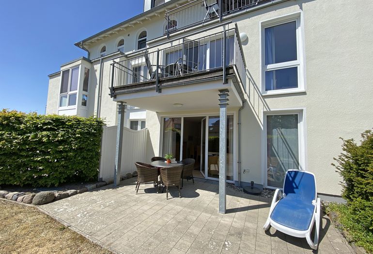 bestuhlte Terrasse in ruhiger Lage