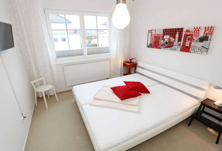 2. Schlafzimmer mit Doppelbett 2. Schlafzimmer mit Doppelbett