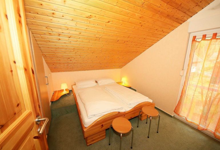 3. Schlafzimmer mit Doppelbett