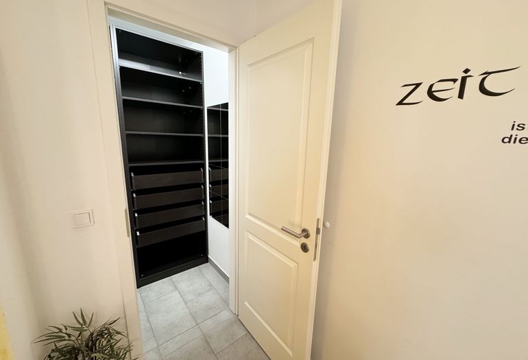 Haus Meeresblick WE A 1.10 Kleiderschrank