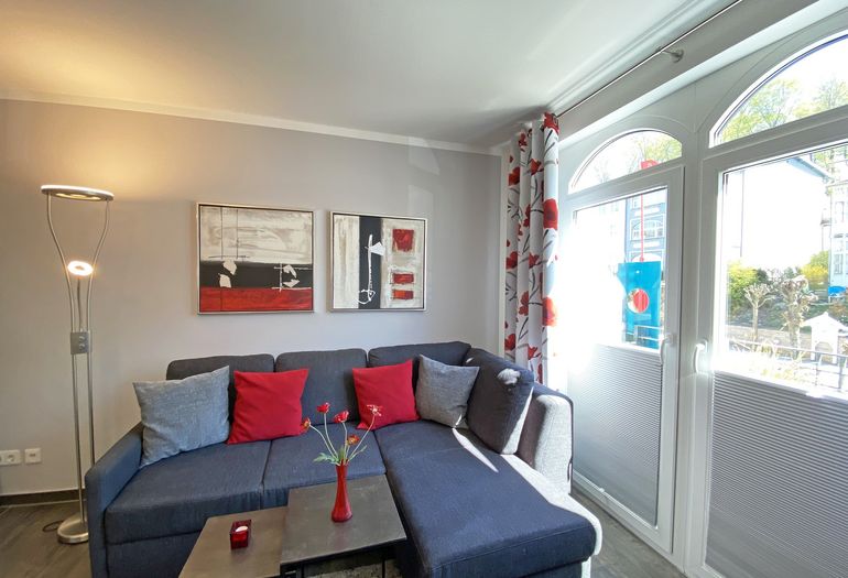 Wohnzimmer mit Eckcouch zum Entspannen