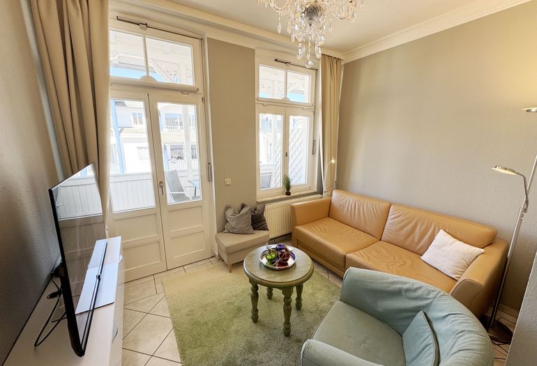 gemütlicher Wohnbereich mit Couch