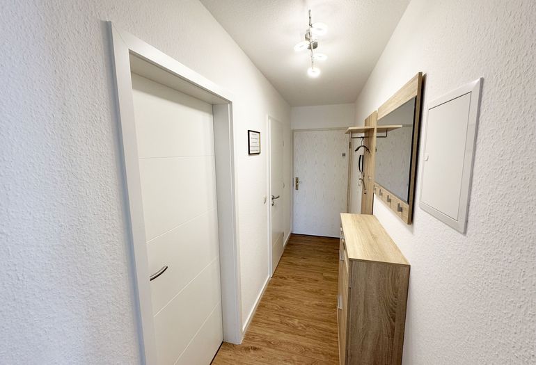 Flurbereich mit Garderobe Flurbereich mit Garderobe
