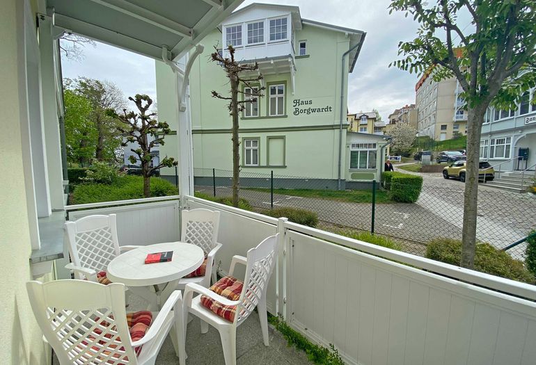 bestuhlter Balkon bestuhlter Balkon