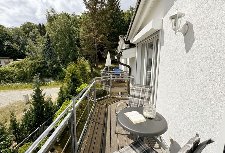 Residenz Falkenberg Whg. 06 Das Boot -der Balkon lädt bei Sonnenschein zum Verweilen ein Residenz Falkenberg Whg. 06 Das Boot -der Balkon lädt bei Sonnenschein zum Verweilen ein