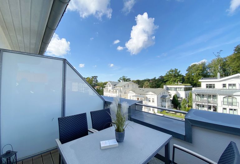 erste bestuhlte Dachterrasse