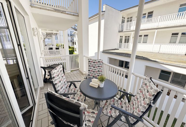 bestuhlter Balkon bestuhlter Balkon