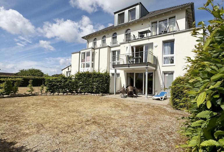 Haus Möwe Whg 1 mit Grünfläche Haus Möwe Whg 1 mit Grünfläche