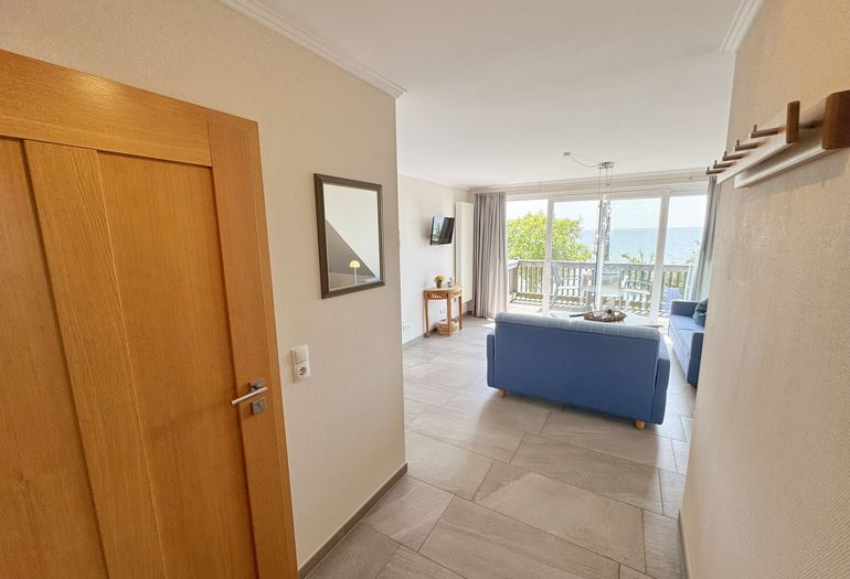 Flurbereich mit Garderobe Flurbereich mit Garderobe