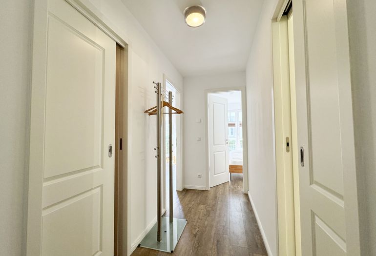 Eingangsbereich mit Garderobe Eingangsbereich mit Garderobe