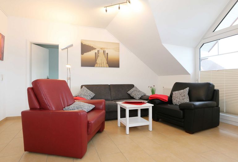 Wohnzimmer mit gemütlichen Sesseln Wohnzimmer mit gemütlichen Sesseln