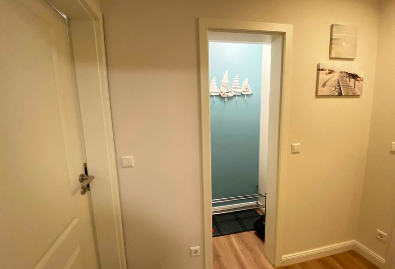 Flurbereich mit Garderobe Flurbereich mit Garderobe