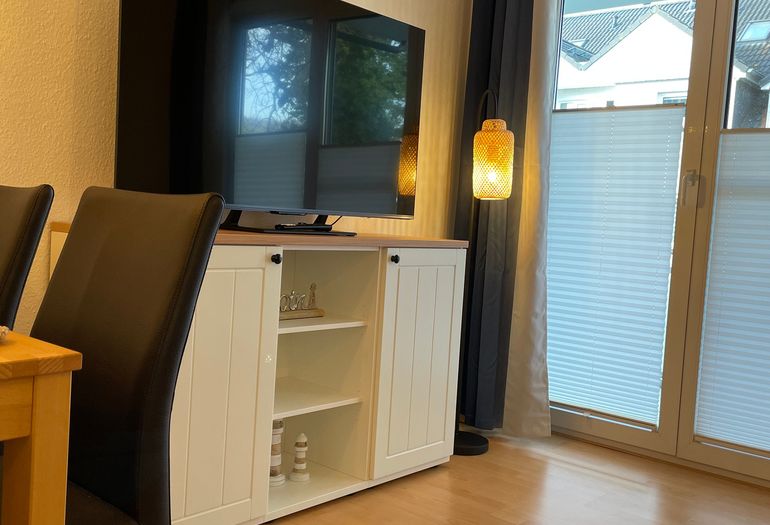Sideboard mit Smart-TV